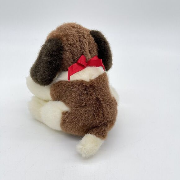 Vintage Small Russ Berrie Duke St Bernard Dog 5” Christmas Holiday Holly Barrel - Picture 3 of 10